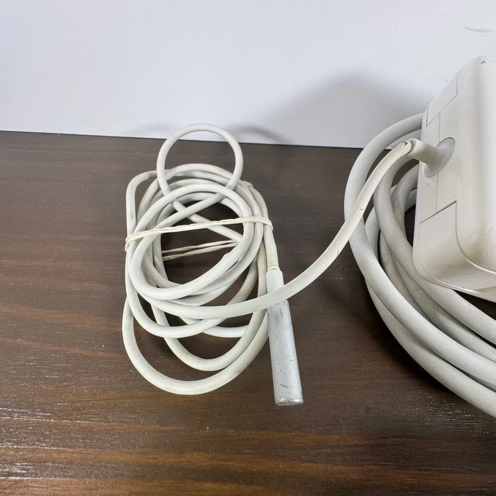 Apple 85W MagSafe 1‎ Power Adapter MacBook Pro Charger A1343 White Fair
